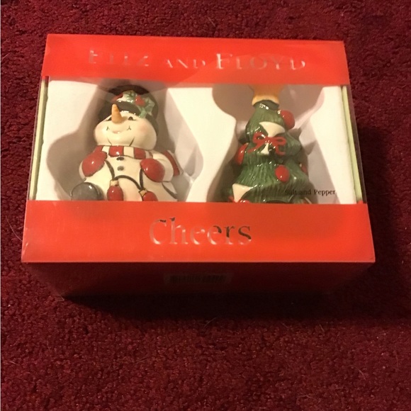 FITZ & FLOYD SNOWMAN & CHRISTMAS TREE SALT & PEPPER SHAKERS NIB - Picture 2 of 2